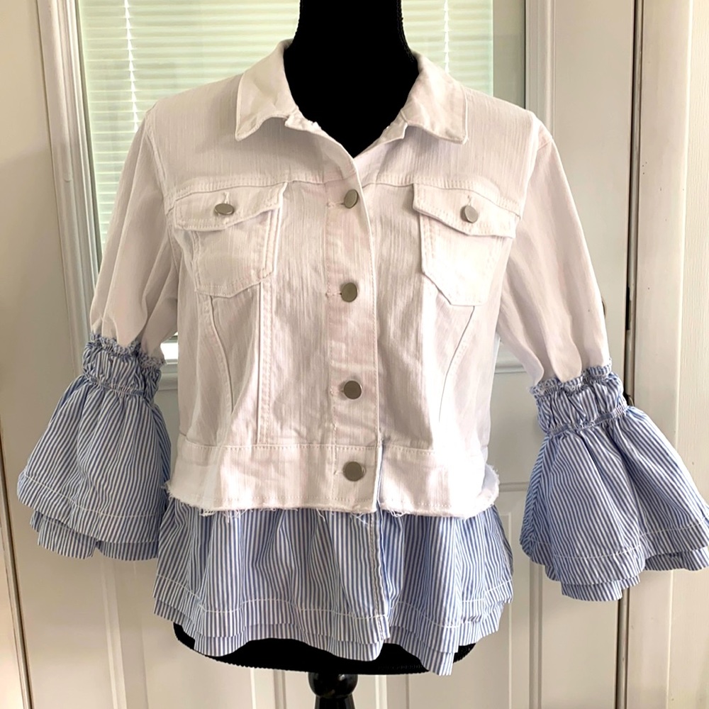 CROWN & IVY White Jean Jacket